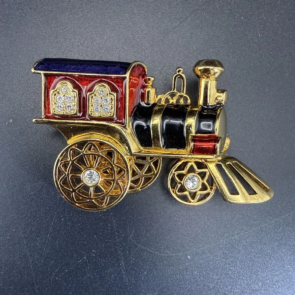 VINTAGE Avon Smithsonian Enamel Rhinestone Accent Train Pin Brooch